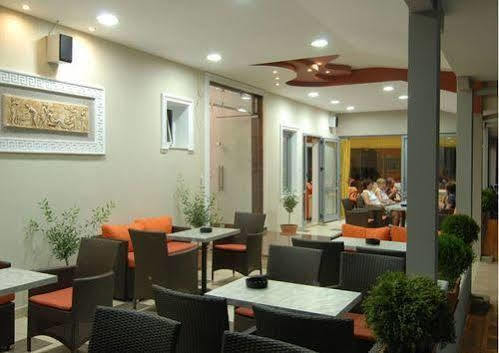 Paralía Hotel Venus מראה חיצוני תמונה